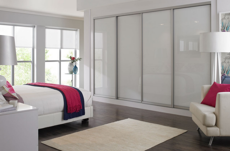 Illustration for article titled Advantages Of Sliding Wardrobe Doors